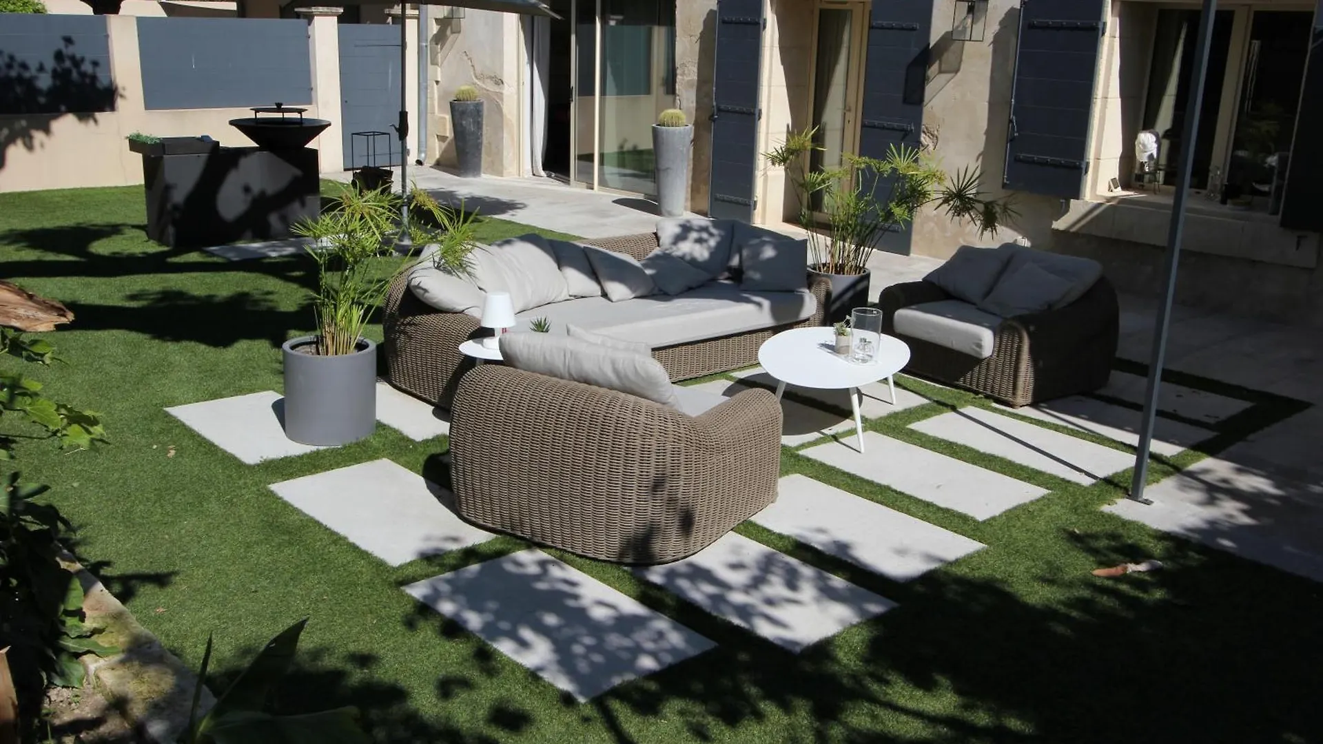 Mas Paloma Bed & Breakfast Rognonas