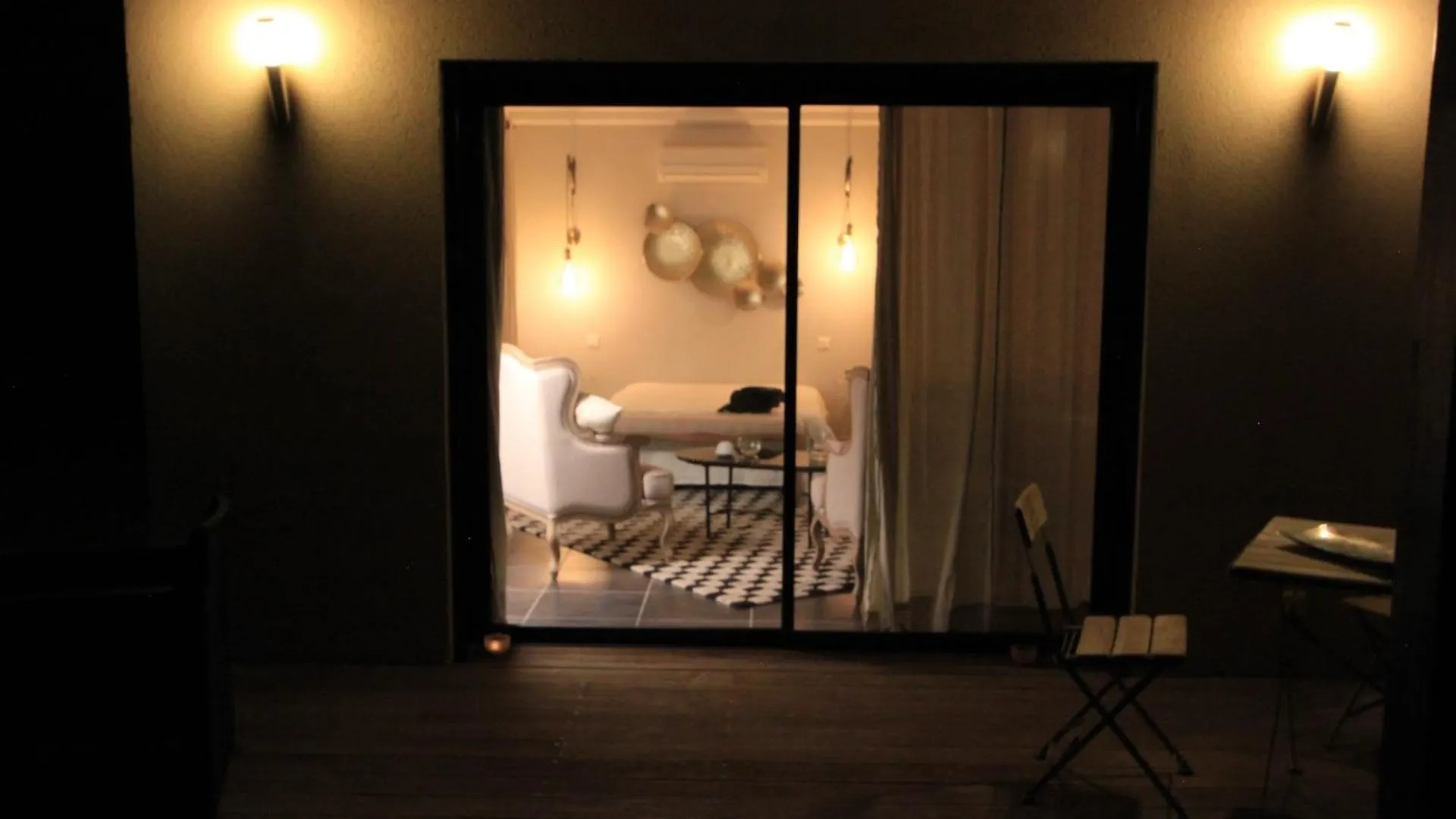Mas Paloma Bed & Breakfast Rognonas 4*,  France
