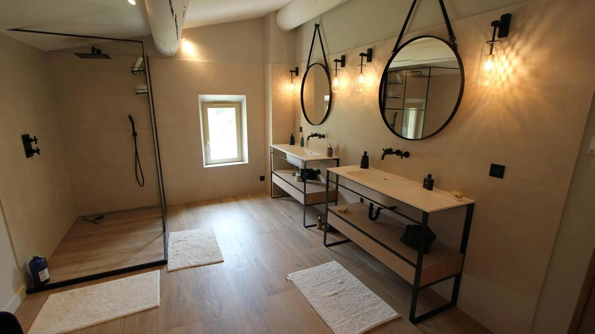 Mas Paloma Bed & Breakfast Rognonas